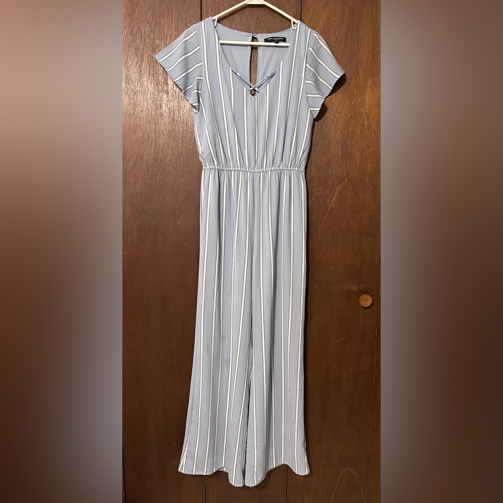 One Clothing Blue and White Flutter Sleeve Jumpsuit SMALL